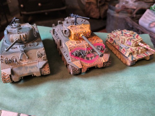Corgi sherman tanks and 1 - 2,