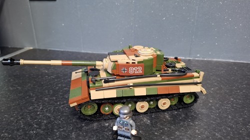 Tiger tank brick model world - tiger,
