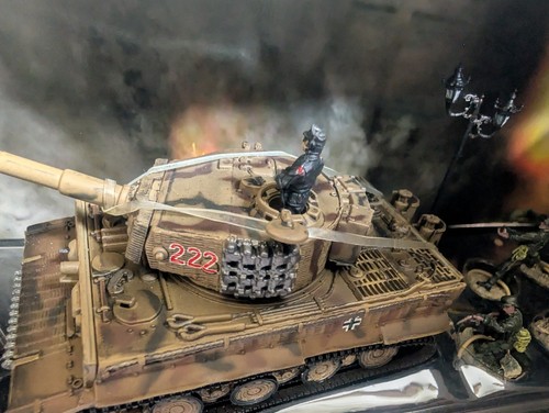 Forces valor tiger - valor, 1/72